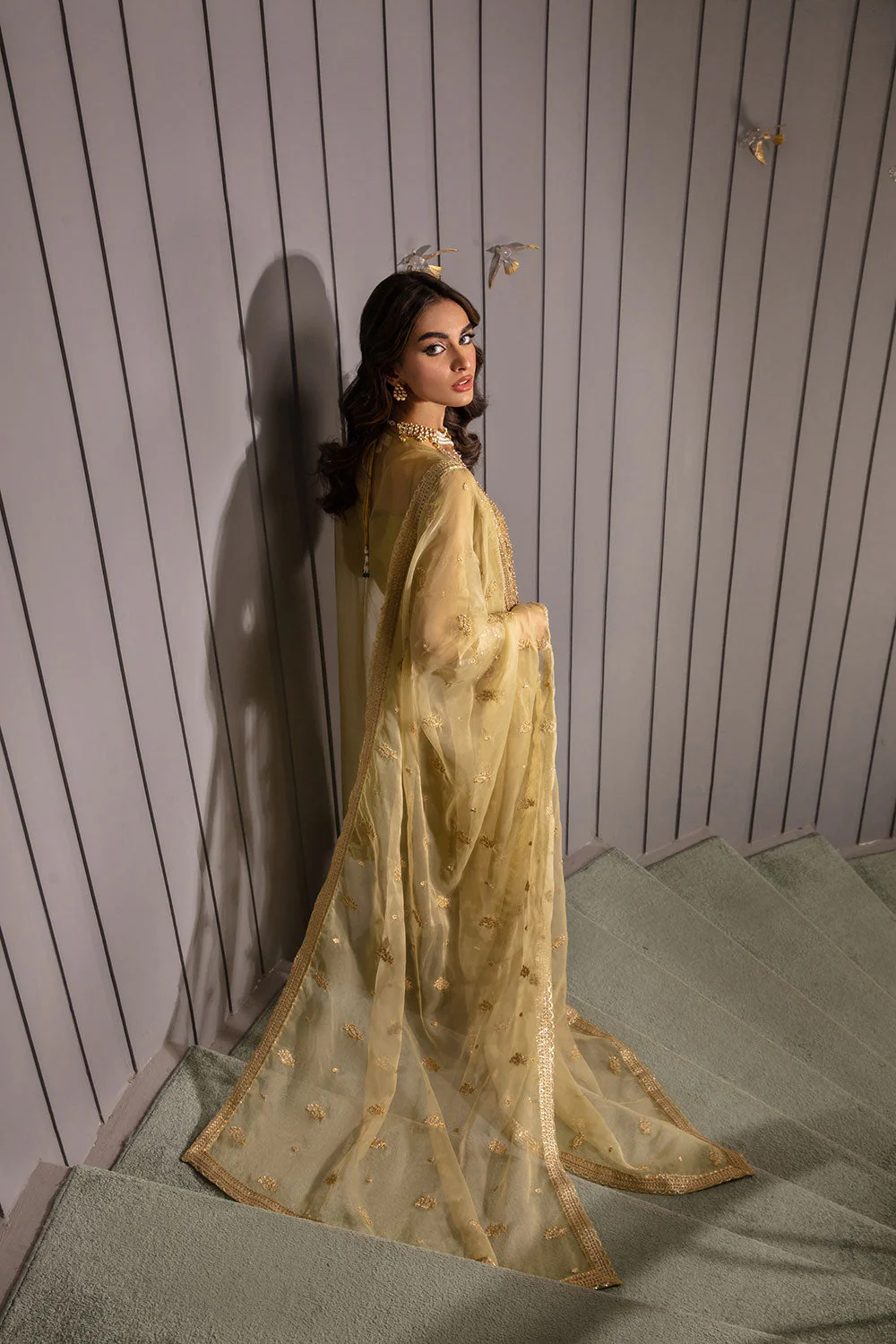 Design 01 Luxury Pret '24 - Image 3