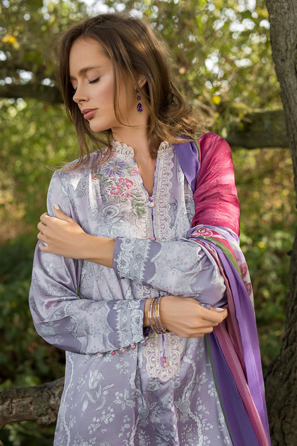 Design 01 Satin '25 Unstitched - Image 6