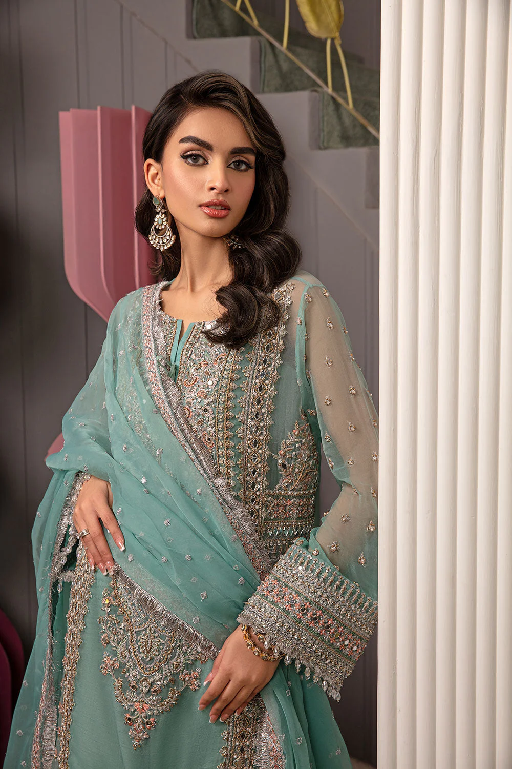 Design 02 Luxury Pret '24 - Image 6
