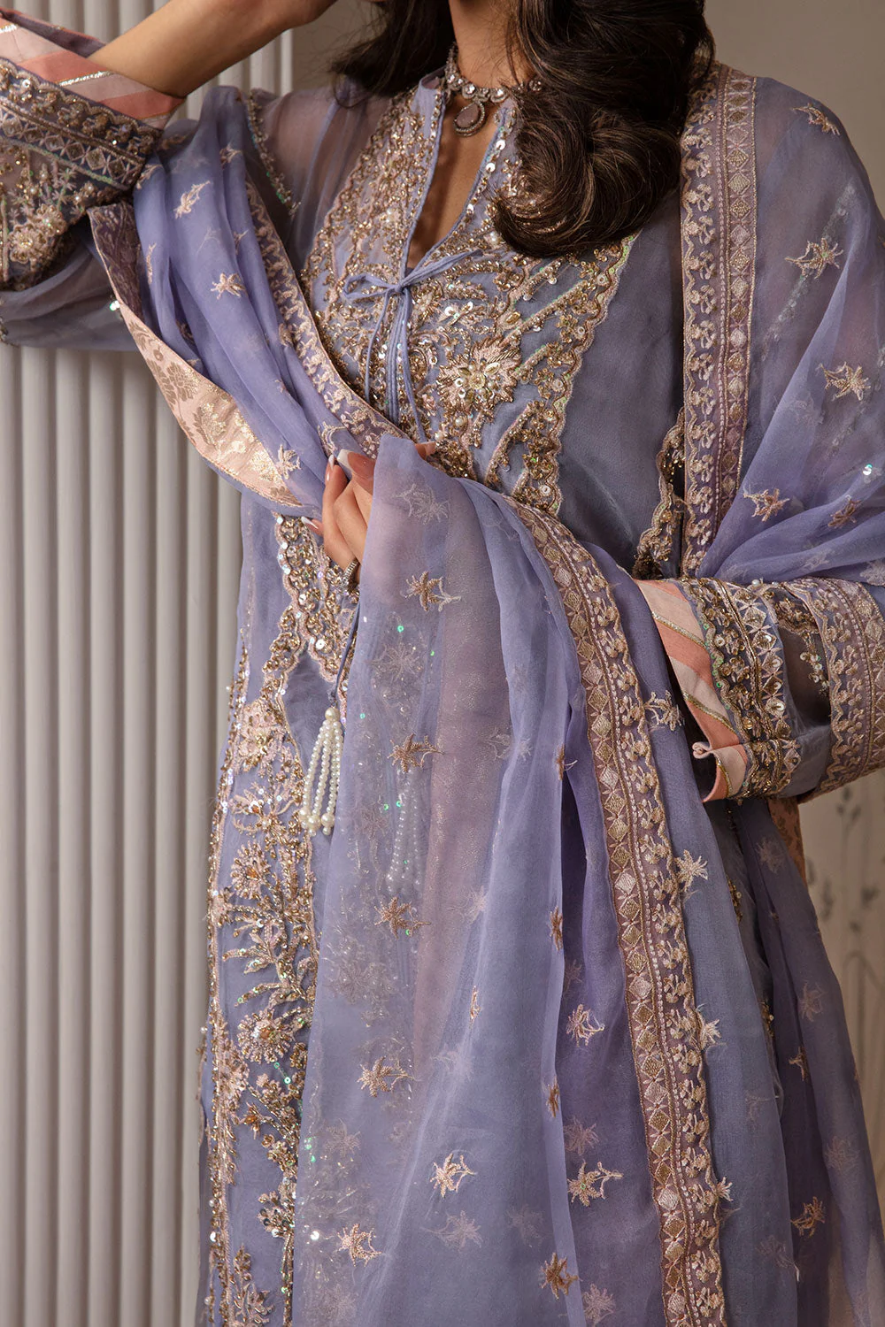Design 03 Luxury Pret '24 - Image 3