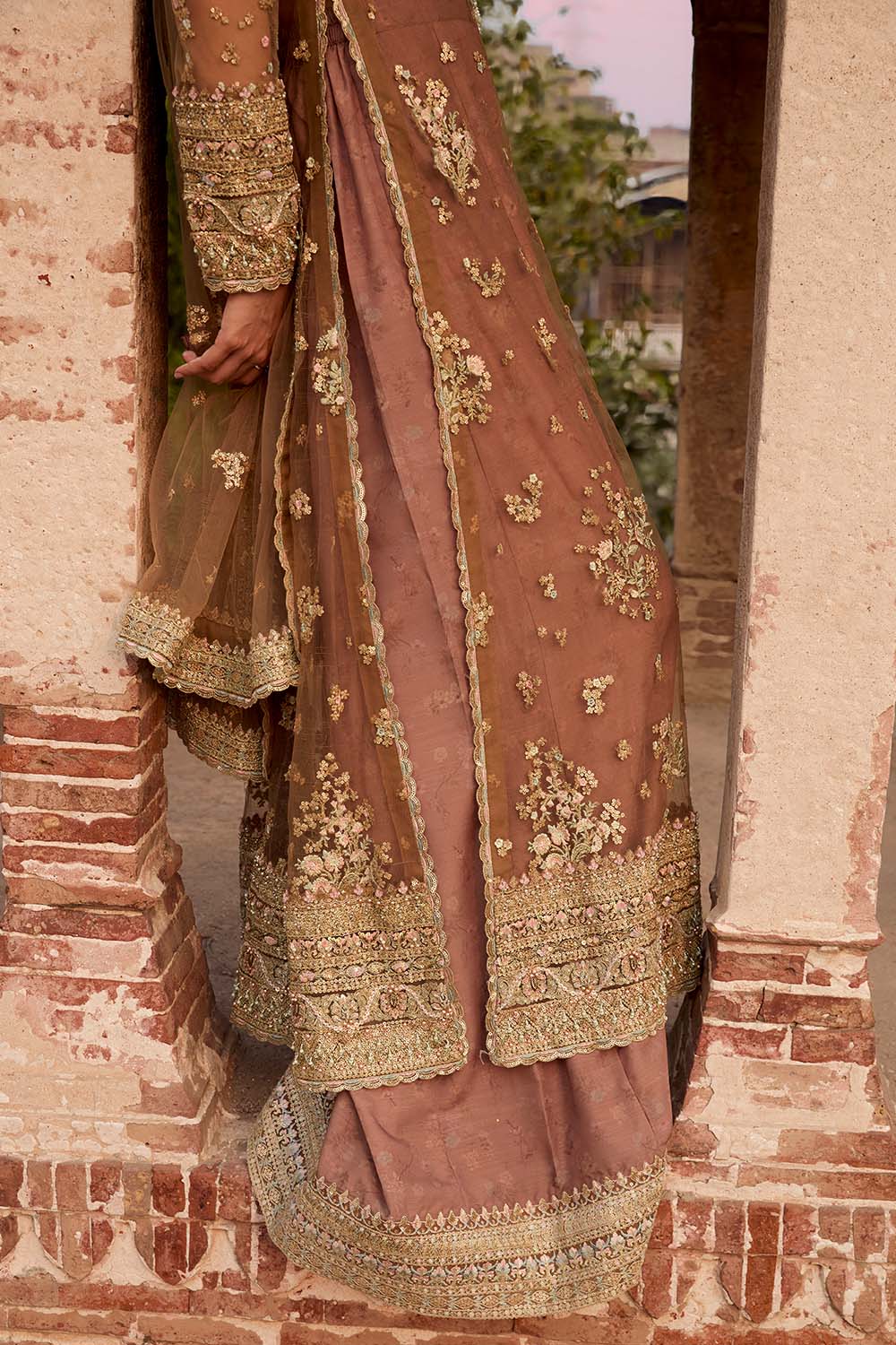 Design 05 - Fawn - Ranya Festive RTW '25 - Image 12