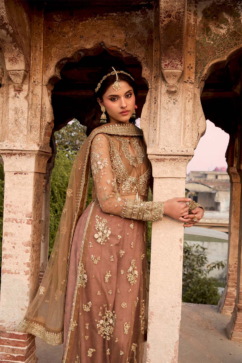 Design 05 - Fawn - Ranya Festive RTW '25 - Image 9
