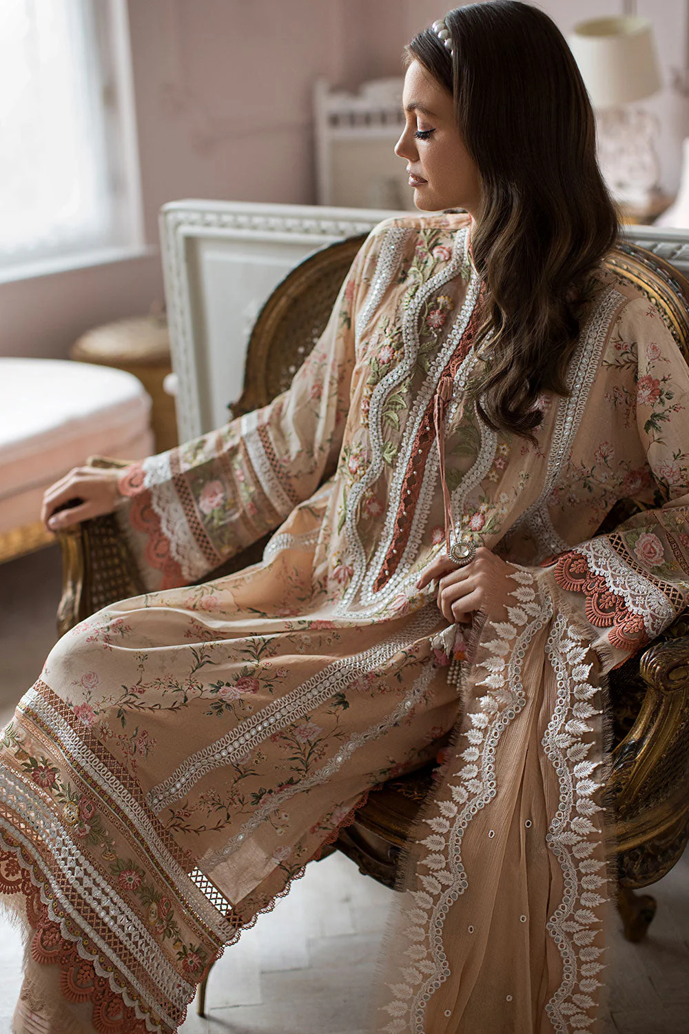 Design 14B Luxury Lawn 2024 Unstitched - Image 2