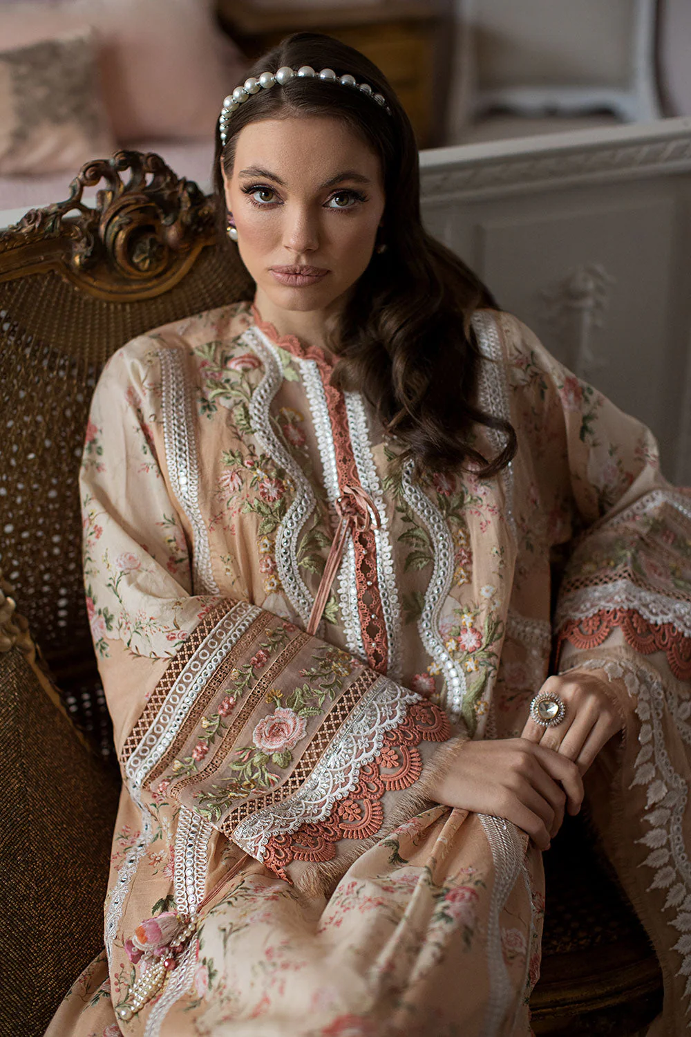 Design 14B Luxury Lawn 2024 Unstitched - Image 4