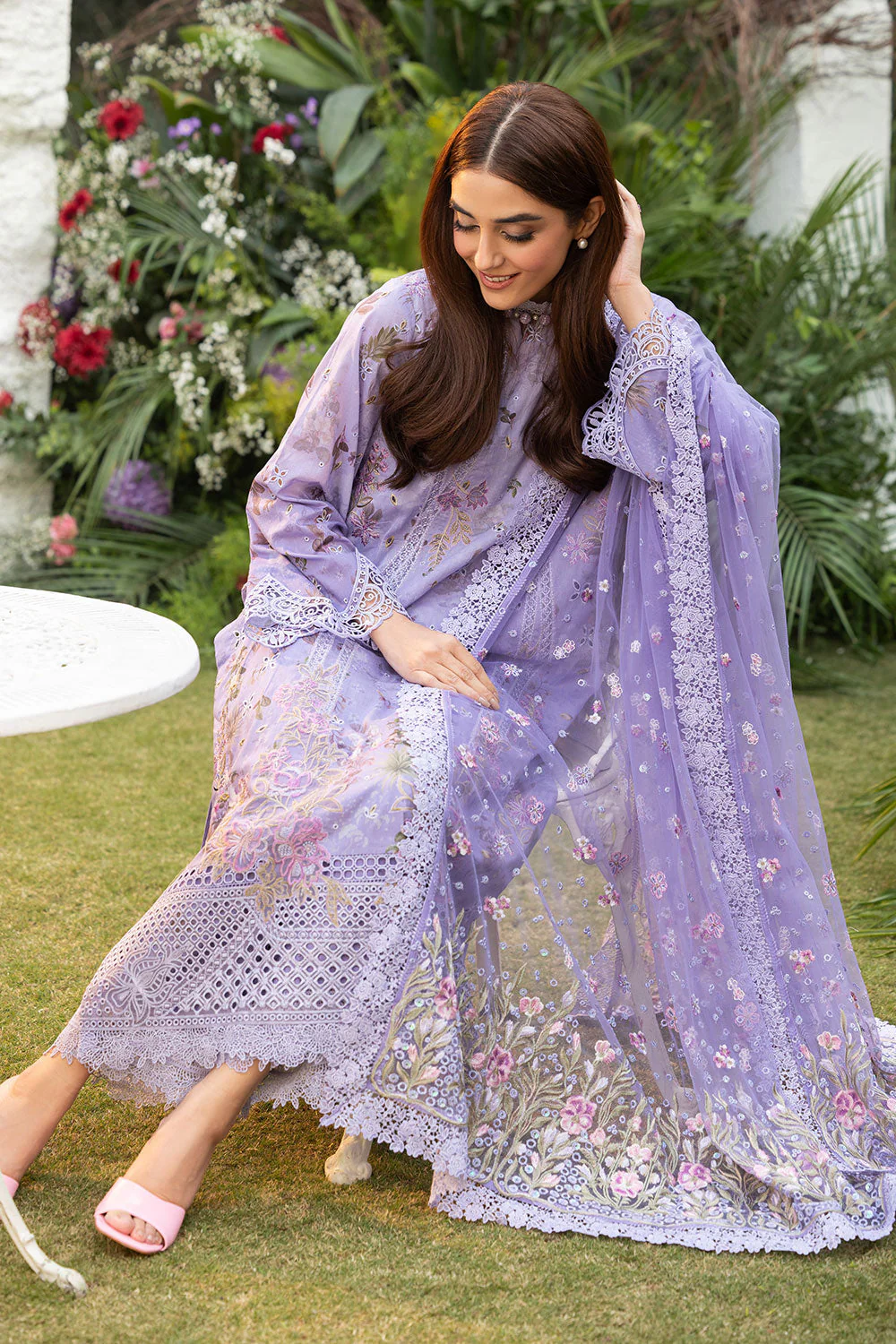 Design 15A Luxury Lawn 2025 Unstitched - Image 5