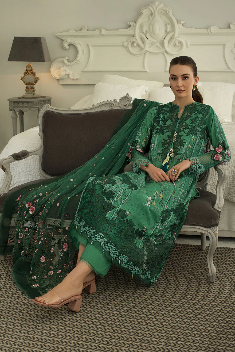 Design 15B Luxury Lawn 2024 Unstitched - Image 2