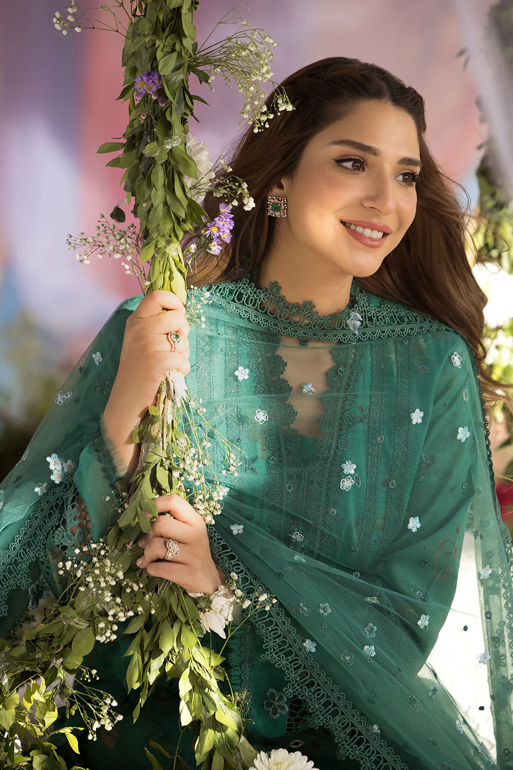 Design 15B Luxury Lawn 2025 Unstitched - Image 5