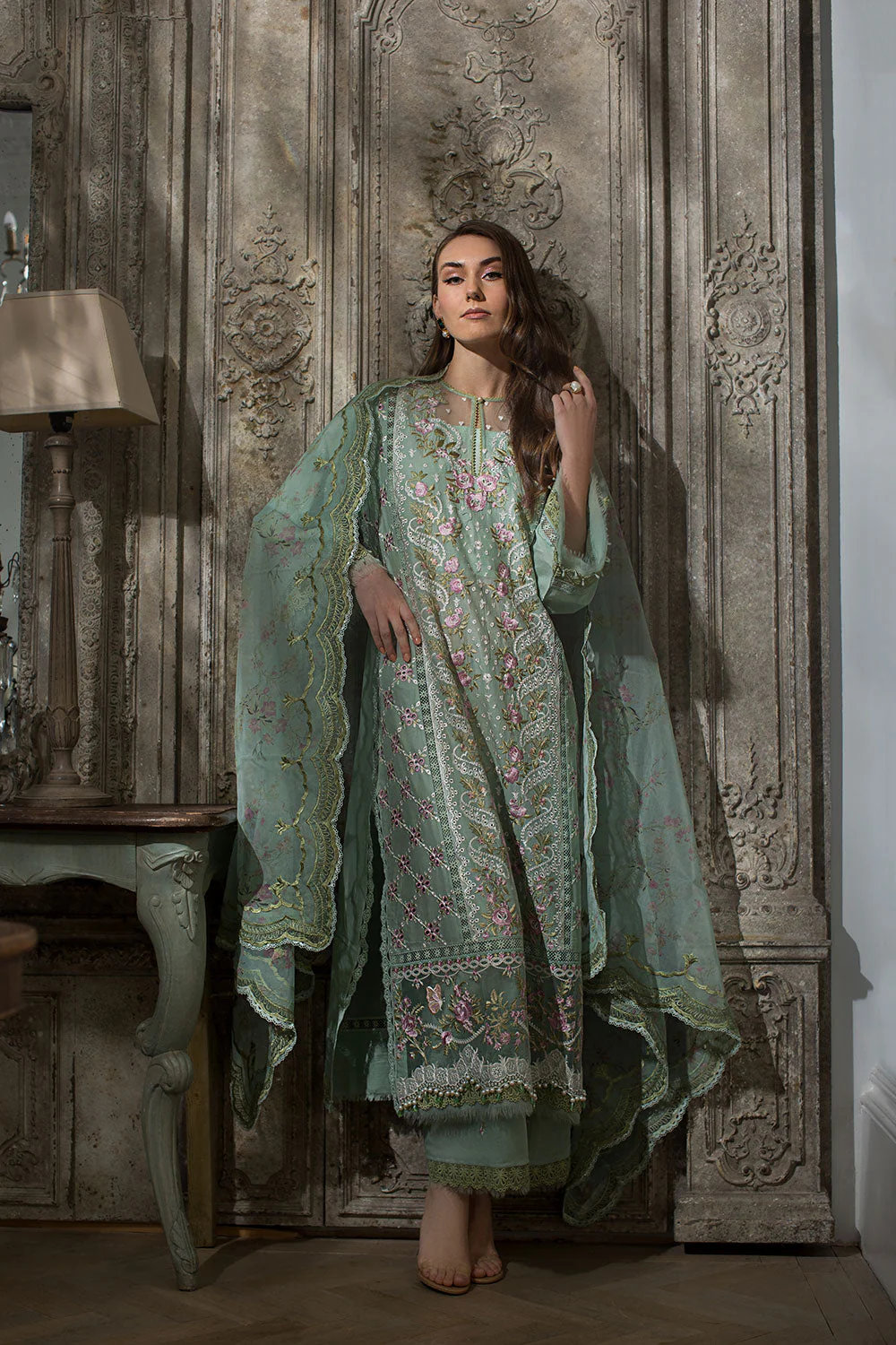 Design 1A Luxury Lawn 2024 Unstitched - Image 2