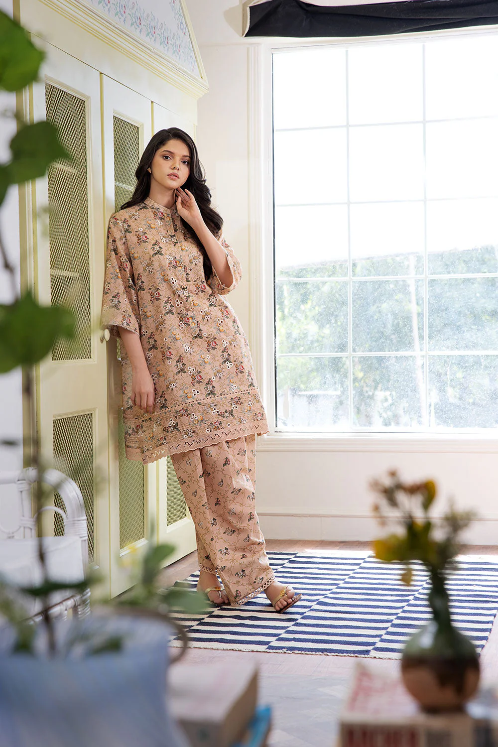 Design 1B SN Basics 2024 UNSTITCHED - Image 3