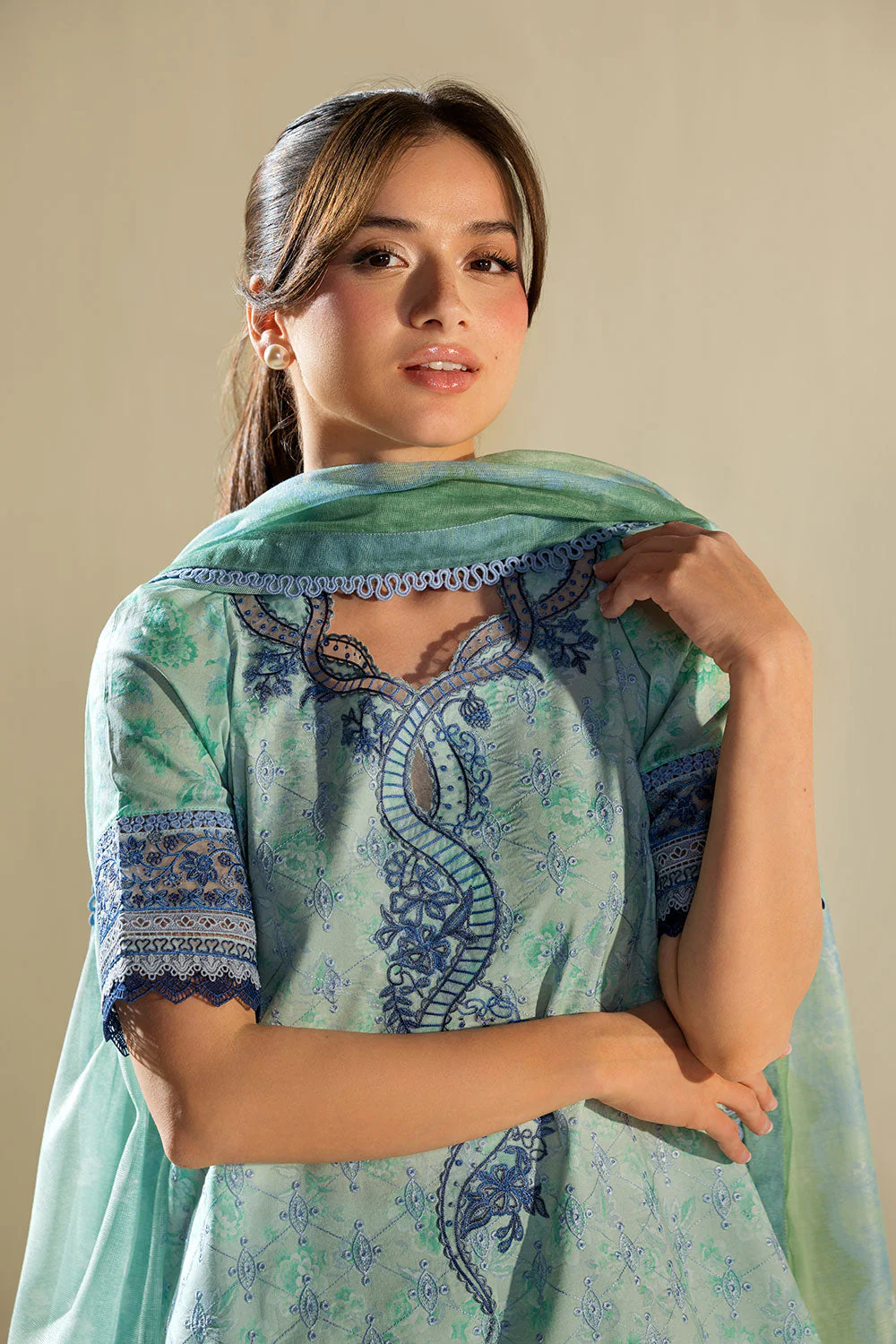 Design 1B Vital 2026 Unstitched - Image 9