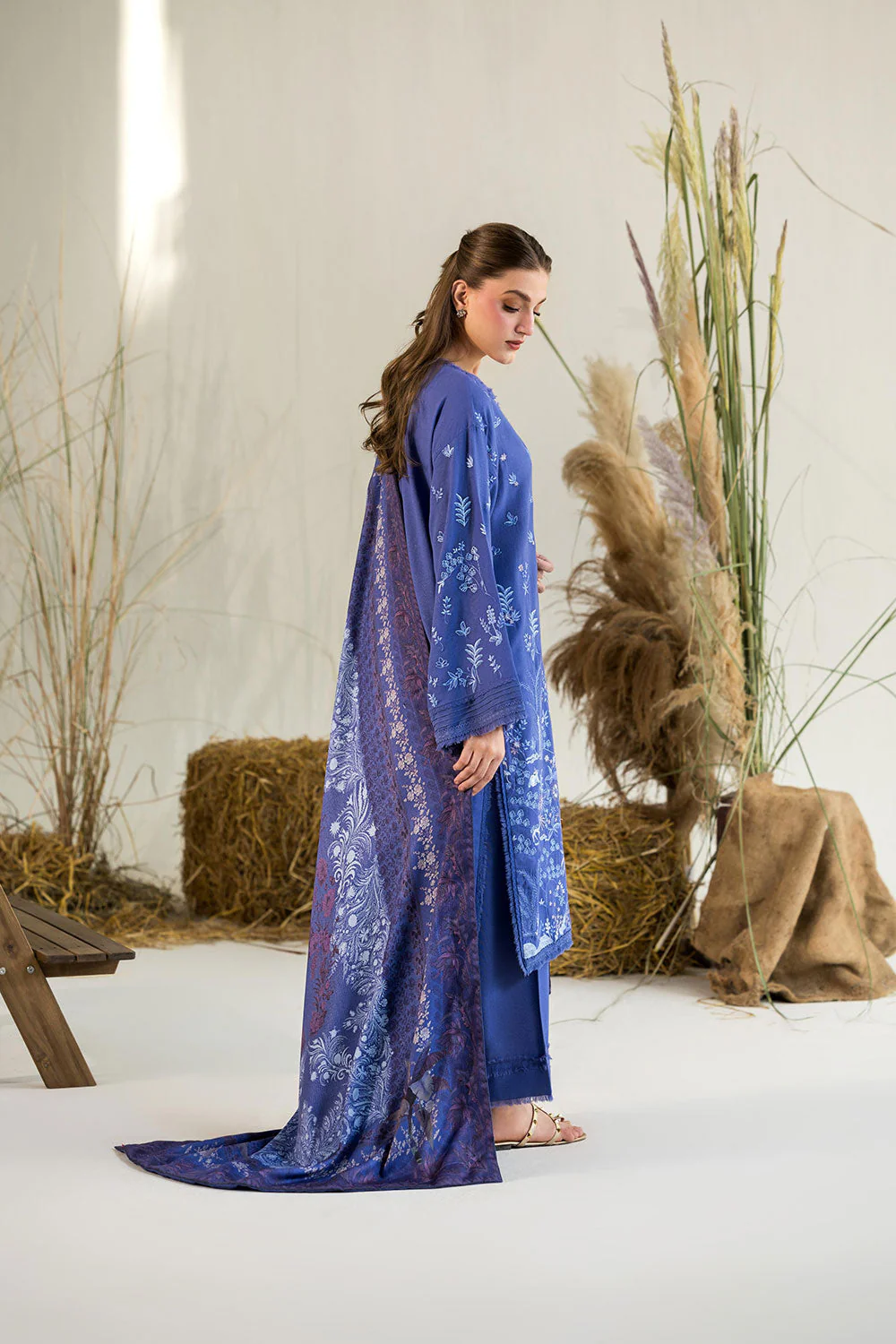 Design 1B Winter Edit Vol.1 '25 Unstitched - Image 5