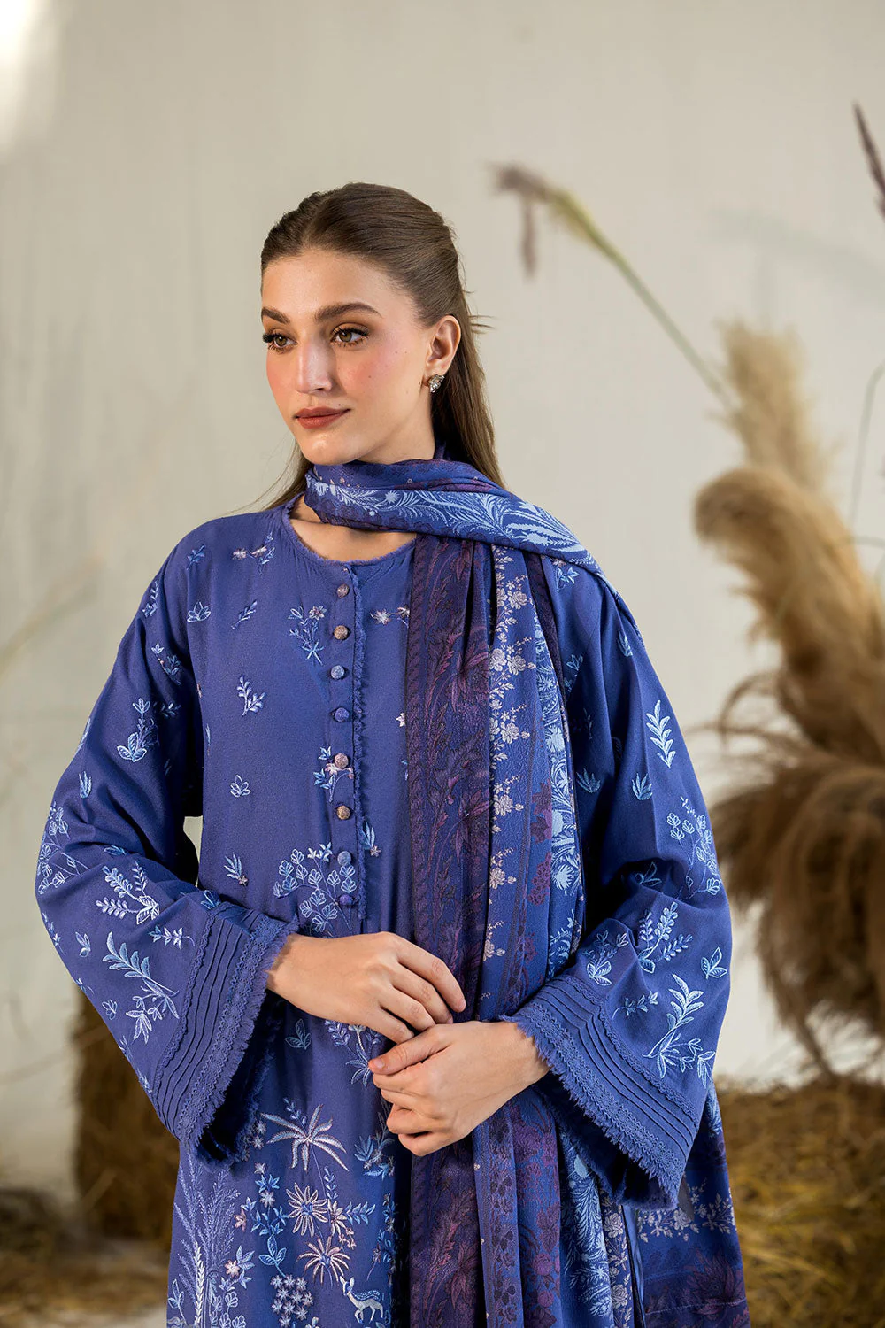 Design 1B Winter Edit Vol.1 '25 Unstitched - Image 9