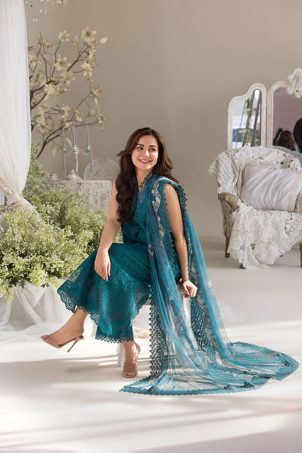 Design 2A Luxury Lawn 2025 Unstitched - Image 5