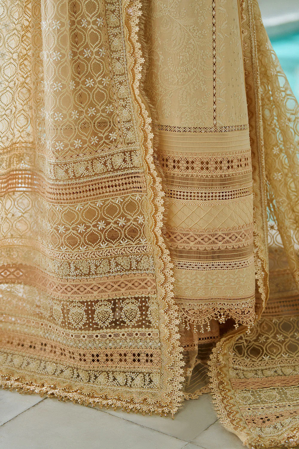 Design 3A Luxury Lawn Eid Edition 2026 Unstitched - Image 9