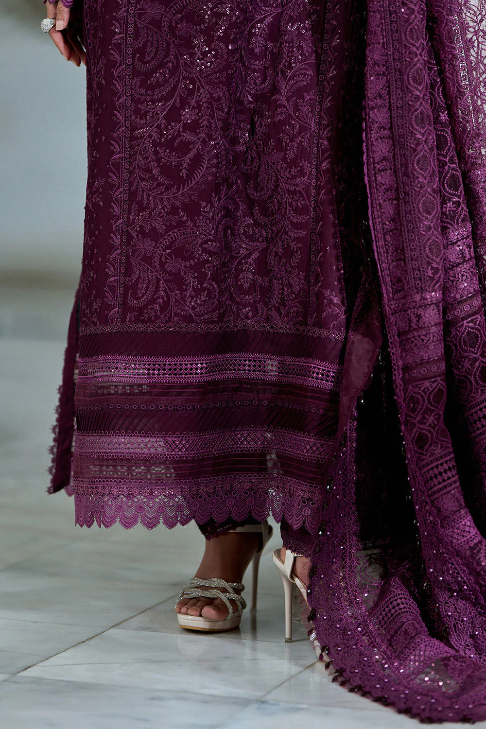 Design 3B Luxury Lawn Eid Edition 2026 Unstitched - Image 12