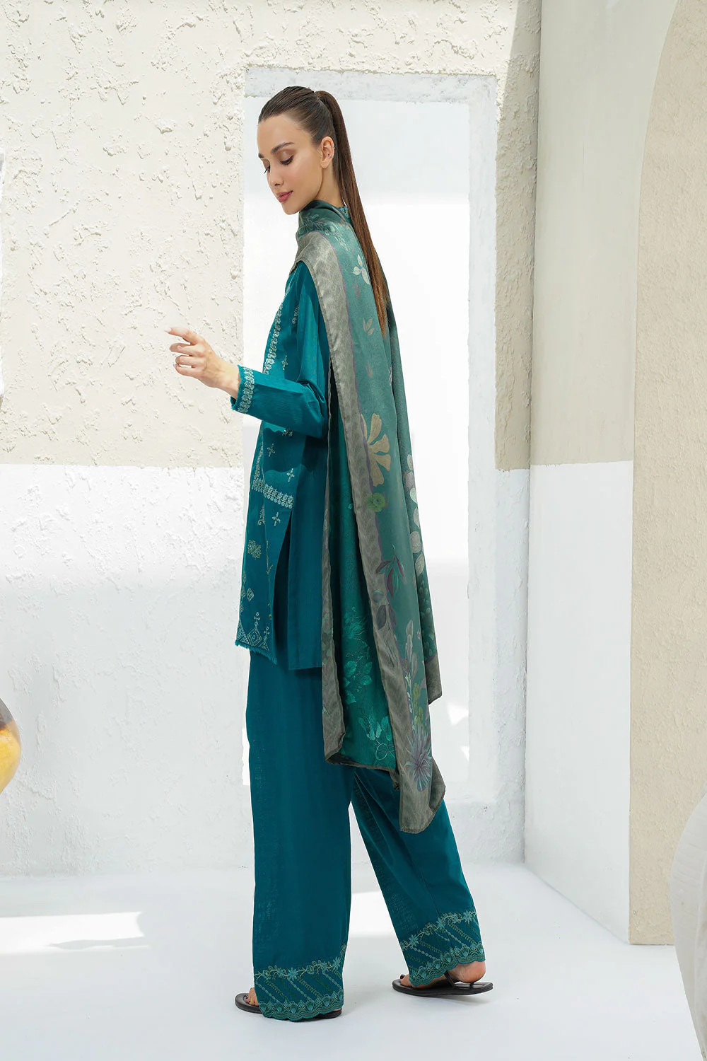 Design 4 - Winter Pret 25 Shirt & Trouser - Image 6