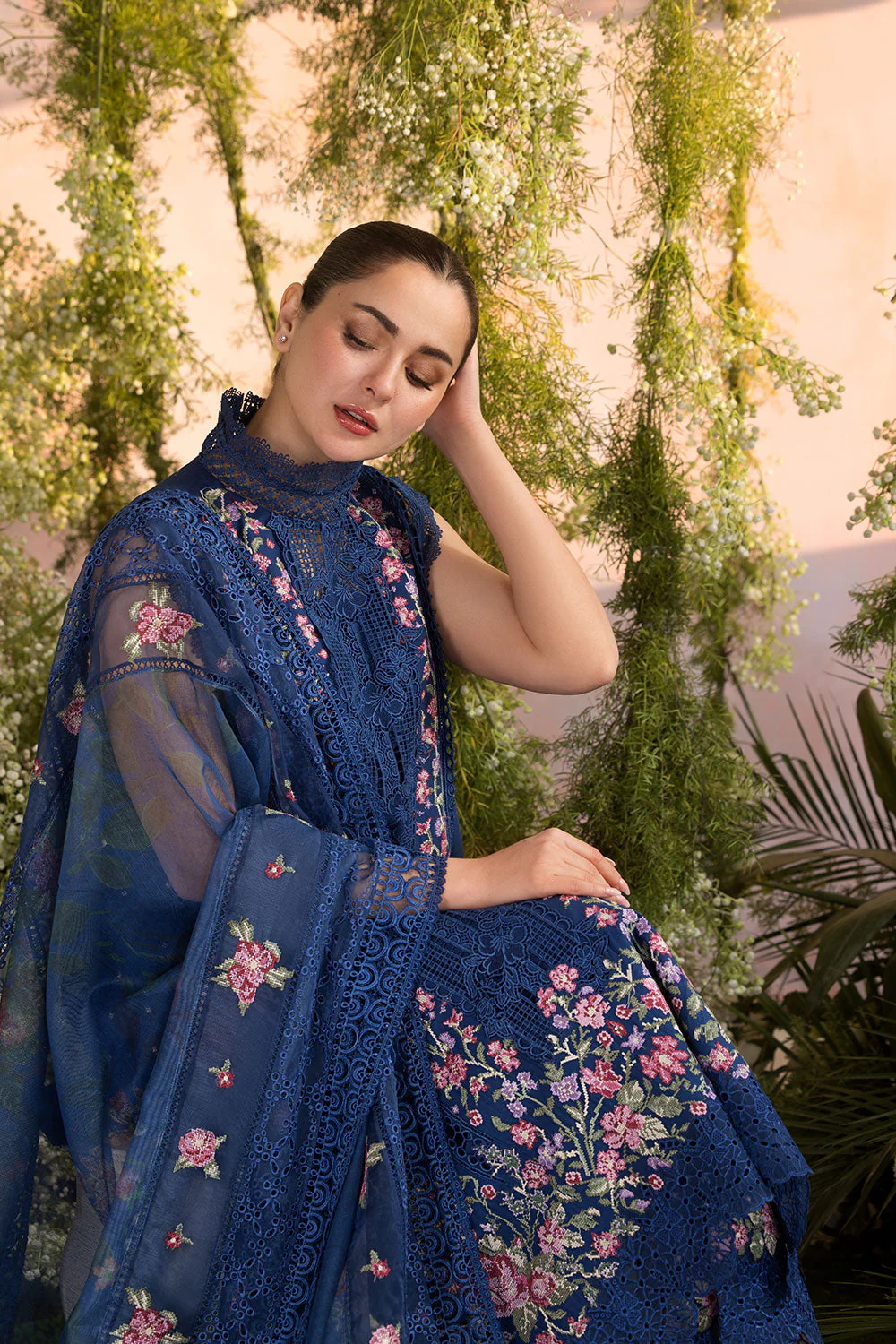 Design 4A Luxury Lawn 2025 Unstitched - Image 8