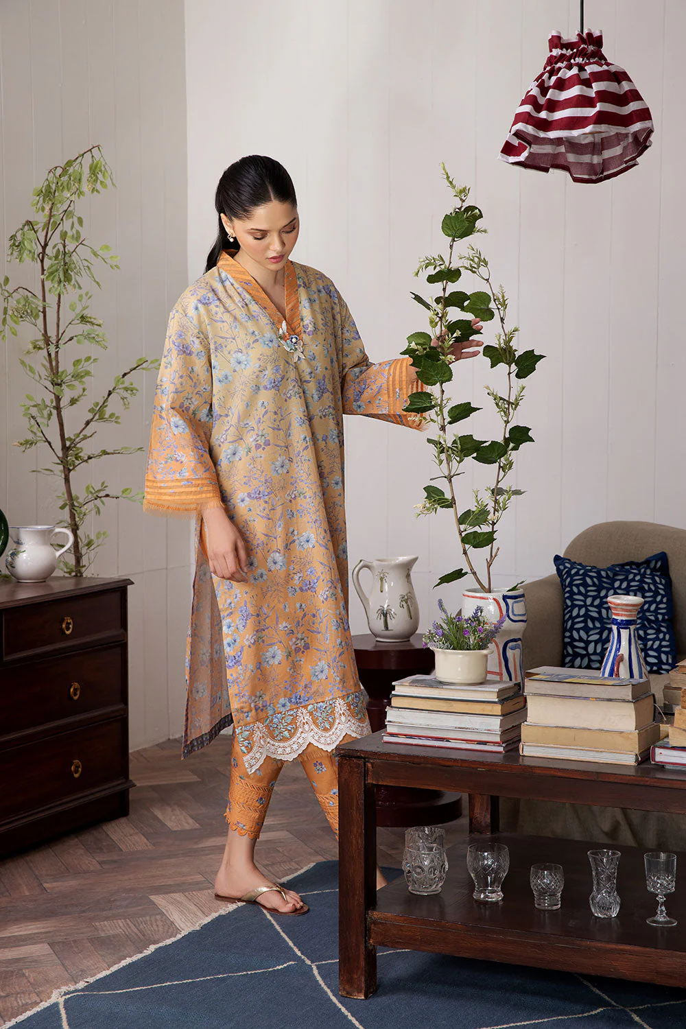 Design 4A SN Basics 2024 UNSTITCHED - Image 3