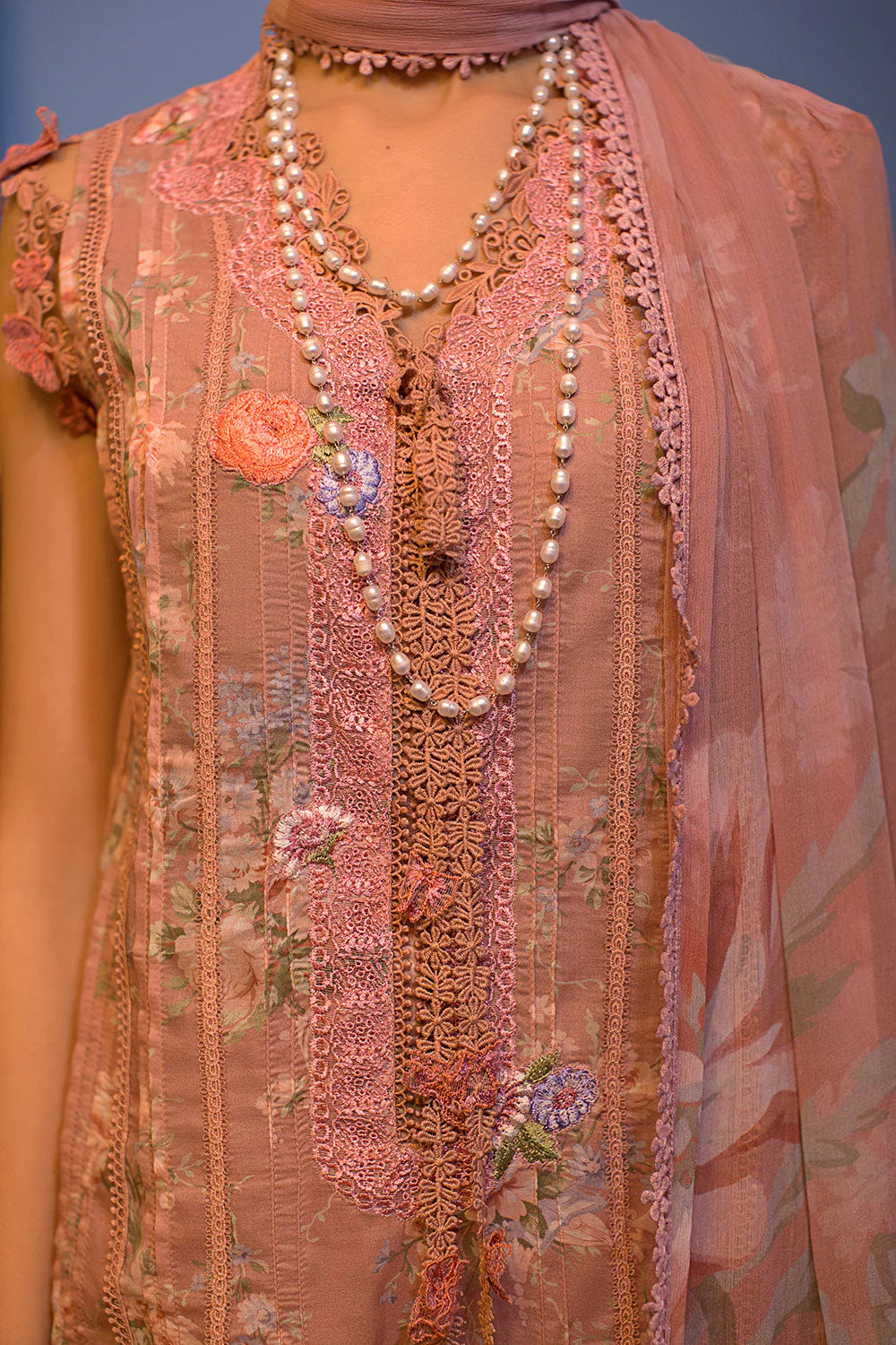 Design 4A Summer Vital '24 Unstitched - Image 3