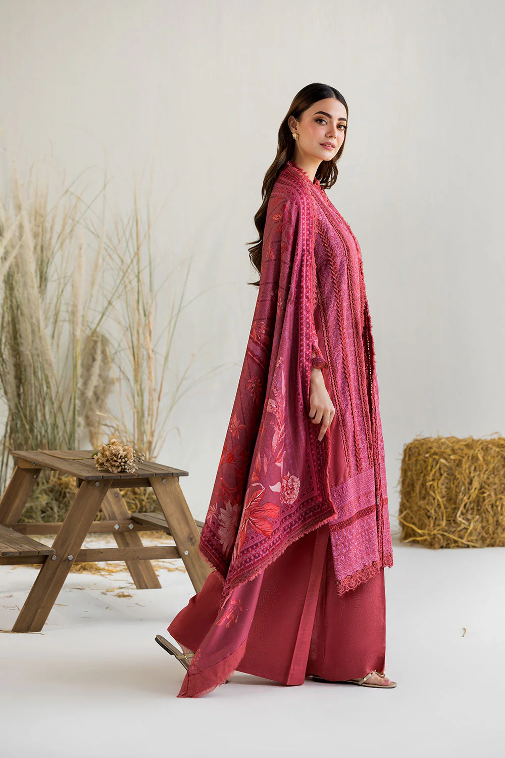 Design 4B Winter Edit Vol.1 '25 Unstitched - Image 3