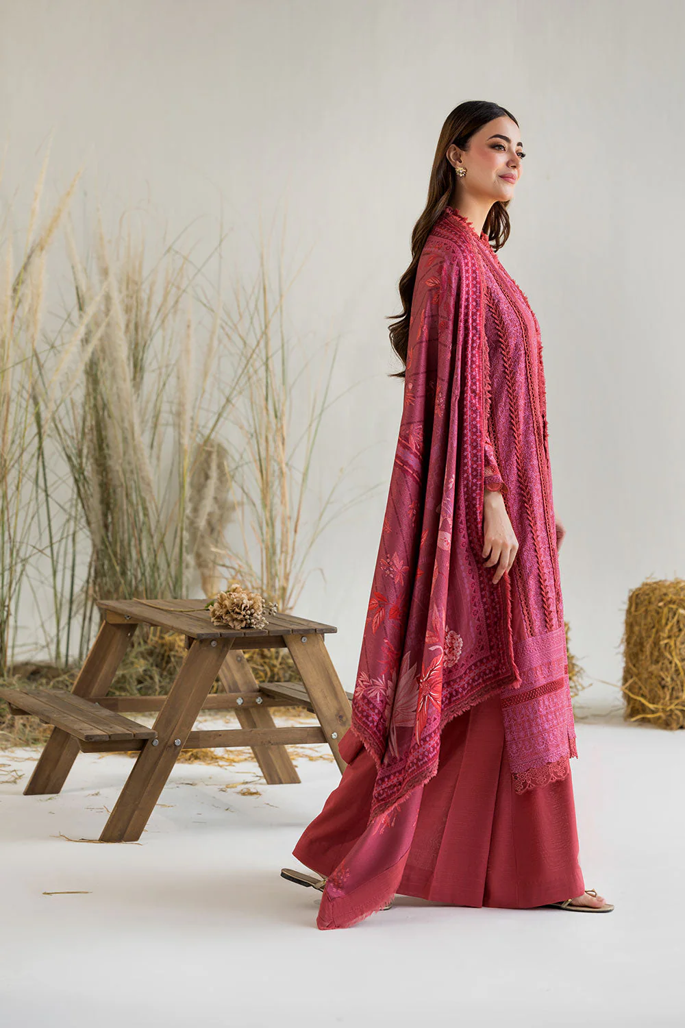 Design 4B Winter Edit Vol.1 '25 Unstitched - Image 4