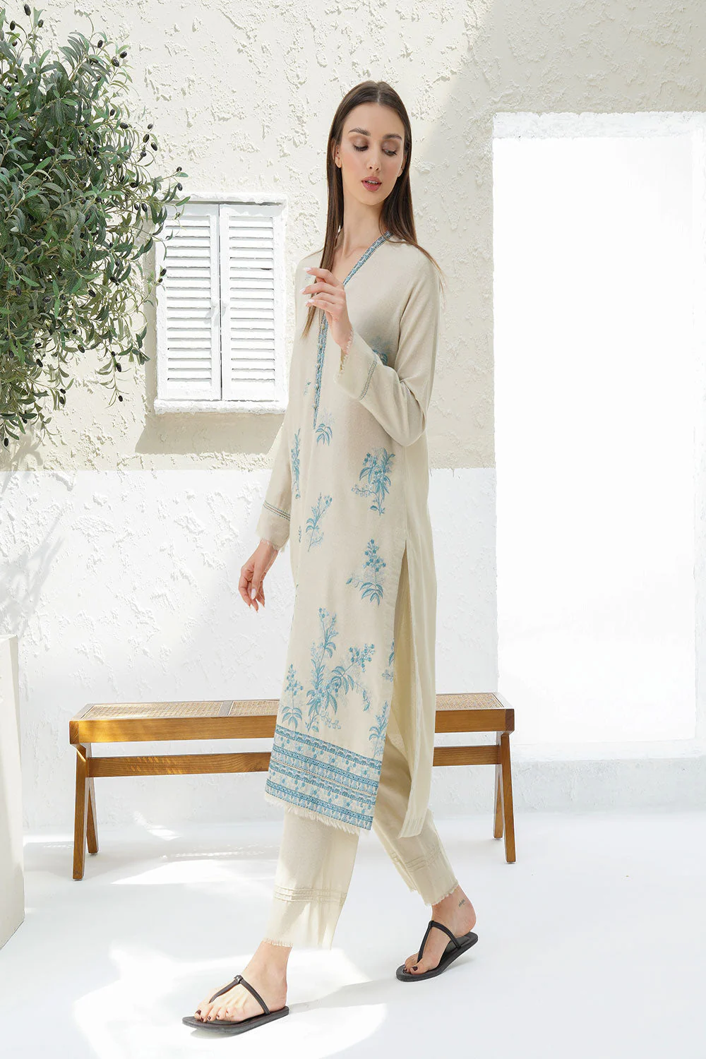 Design 5 - Winter Pret 25 Shirt & Trouser - Image 3