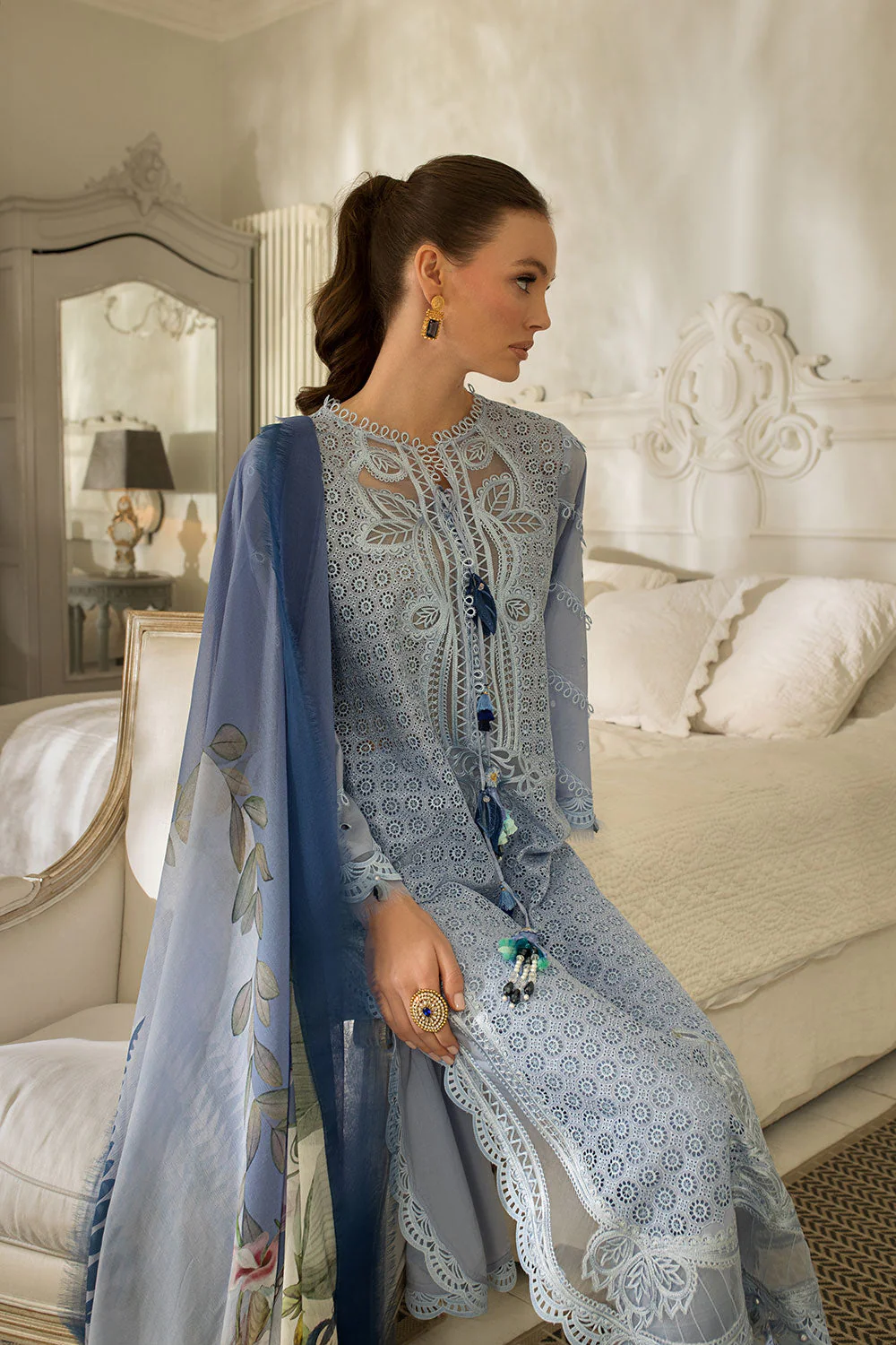 Design 5A Luxury Lawn 2024 Unstitched - Image 3