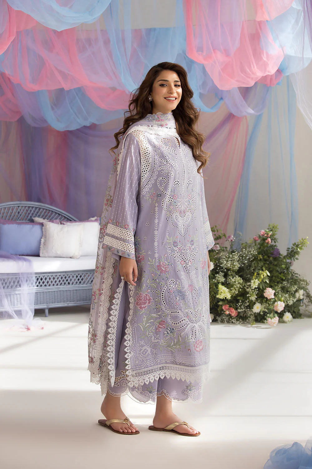 Design 5A Luxury Lawn 2025 Unstitched - Image 2