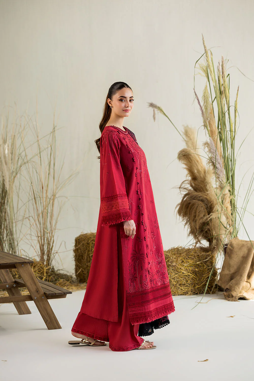 Design 5A Winter Edit Vol.1 '25 Unstitched - Image 3