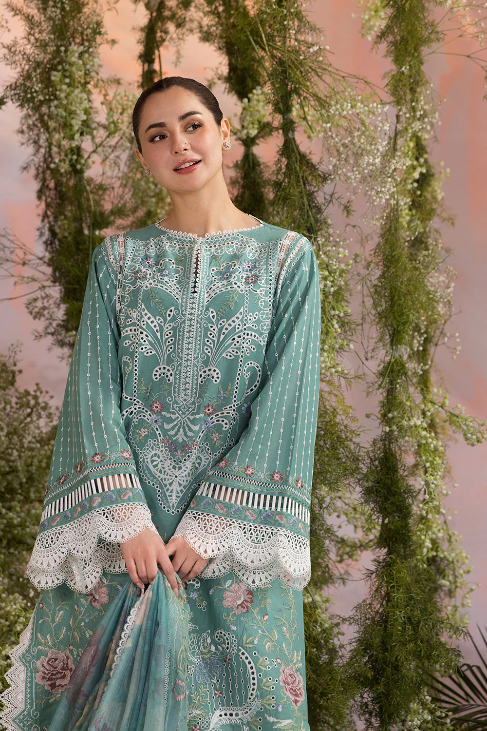 Design 5B Luxury Lawn 2025 Unstitched - Image 7
