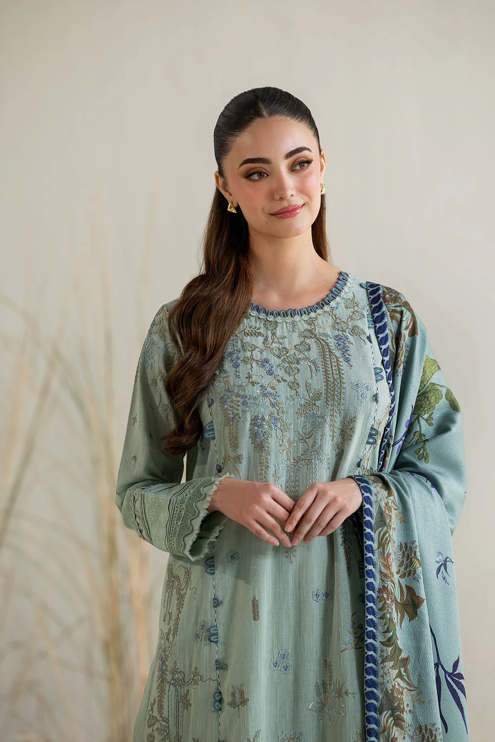 Design 5B Winter Edit Vol.1 '25 Unstitched - Image 4