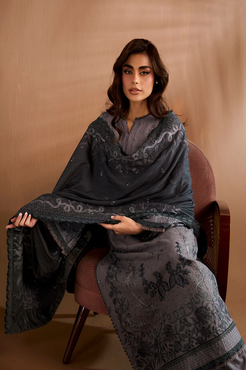 Design 5B Winter Shawl 2025 Unstitched - Image 9
