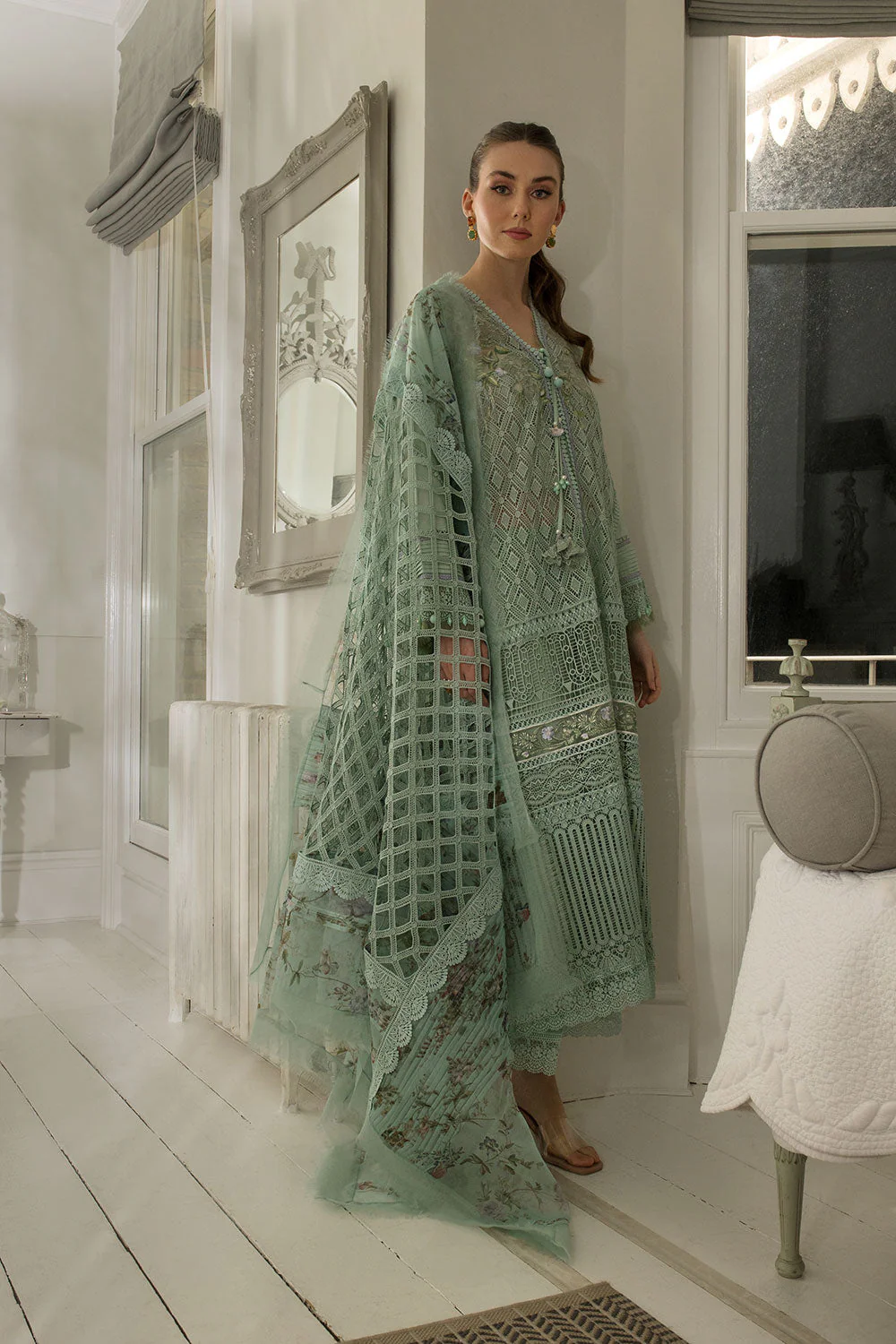 Design 6B Luxury Lawn 2024 Unstitched - Image 3