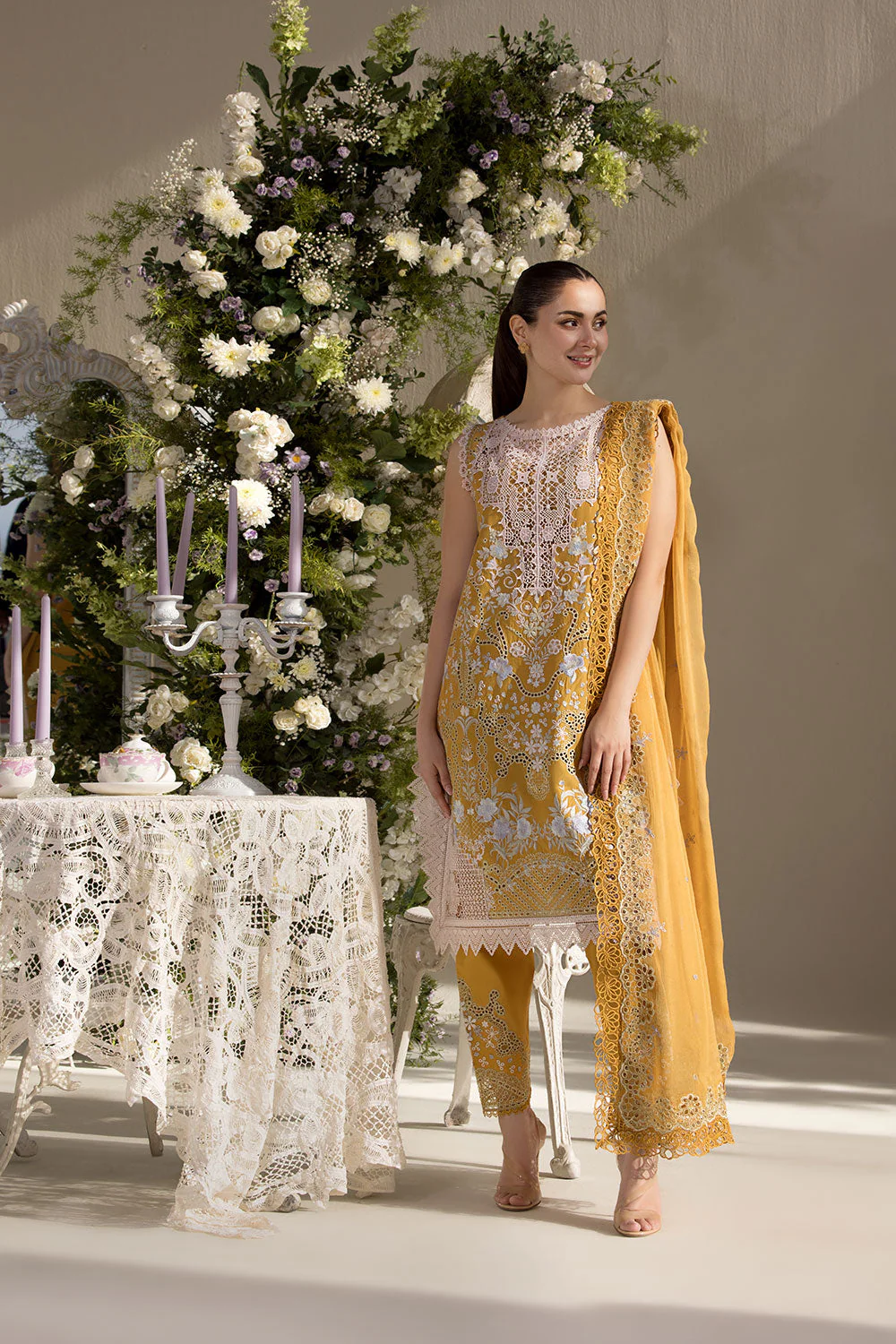 Design 6B Luxury Lawn 2025 Unstitched - Image 2