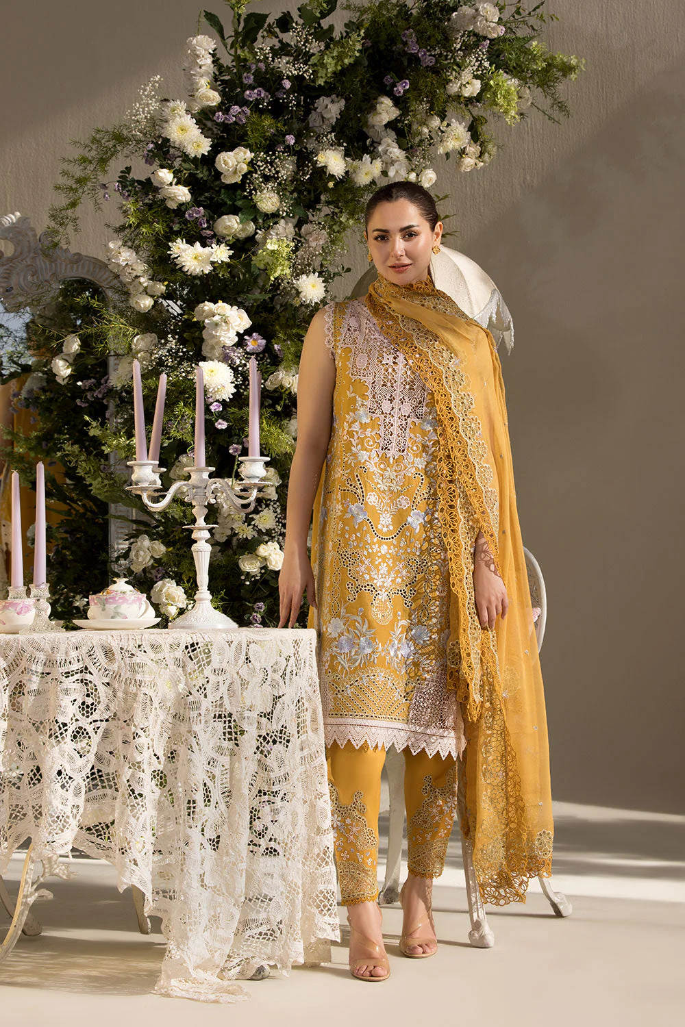 Design 6B Luxury Lawn 2025 Unstitched - Image 3