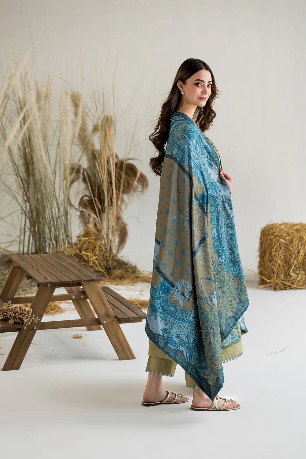 Design 6B Winter Edit Vol.1 '25 Unstitched - Image 2