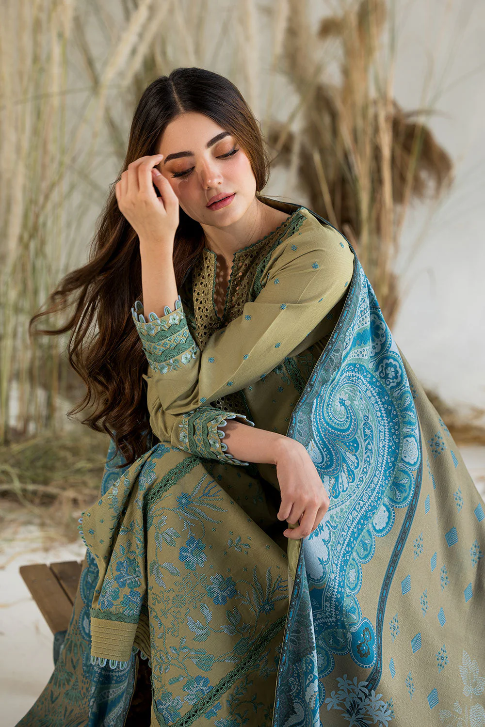 Design 6B Winter Edit Vol.1 '25 Unstitched - Image 4