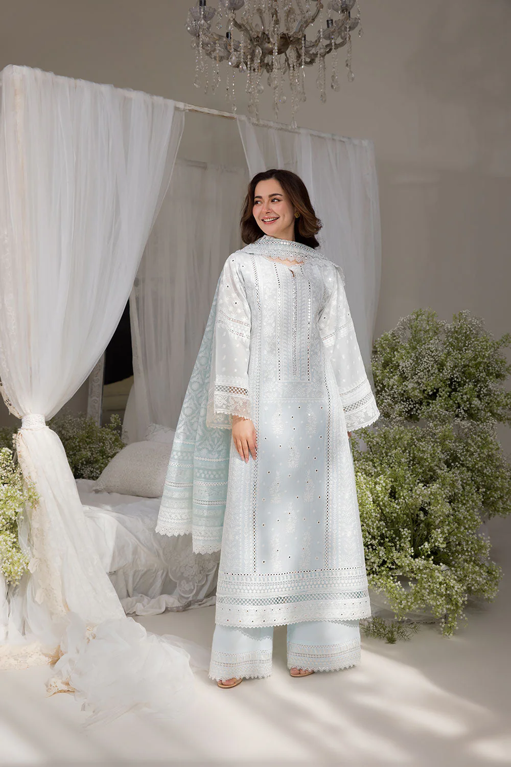 Design 7A Luxury Lawn 2025 Unstitched - Image 4