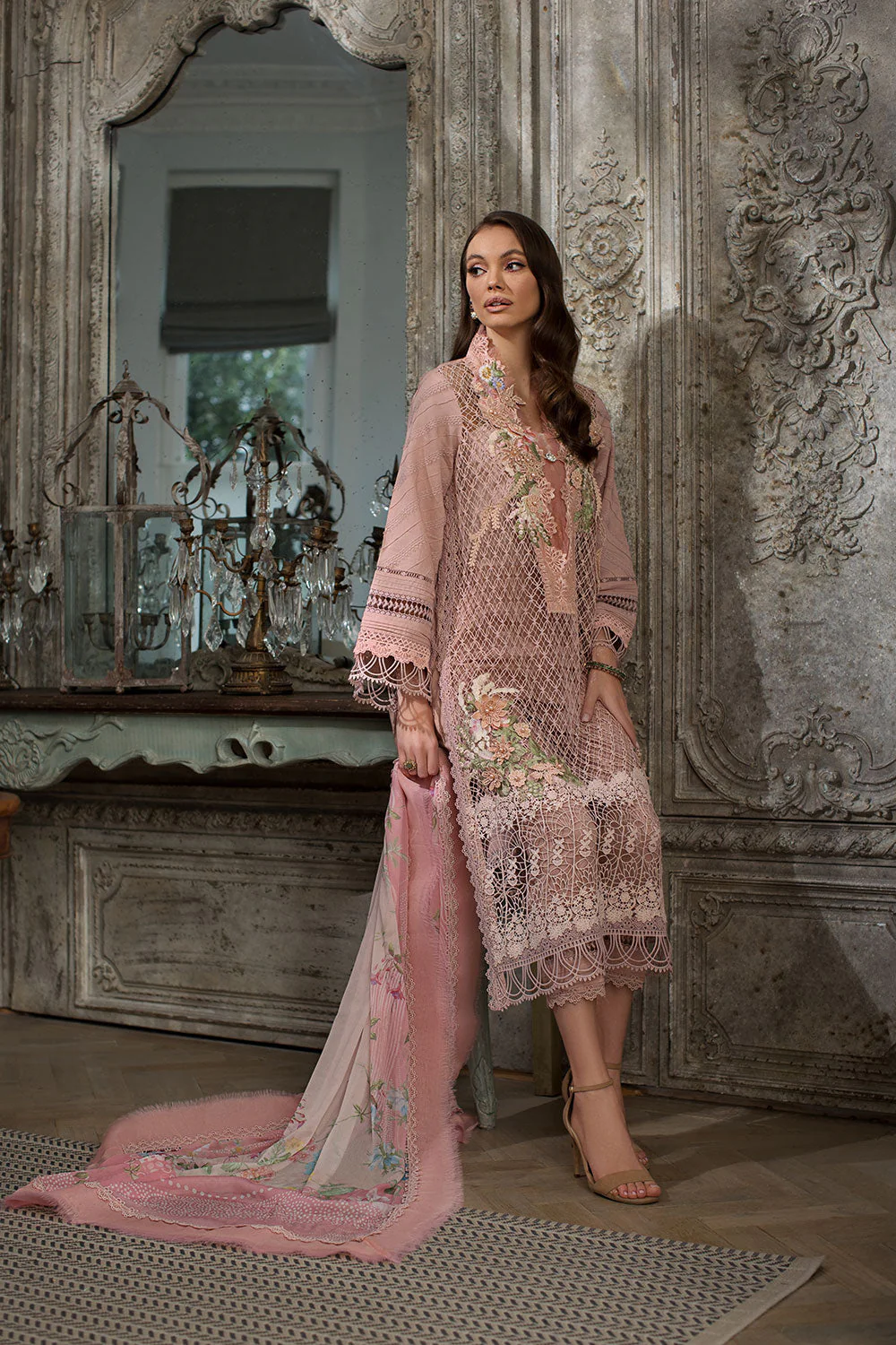 Design 7B Luxury Lawn 2024 Unstitched - Image 3