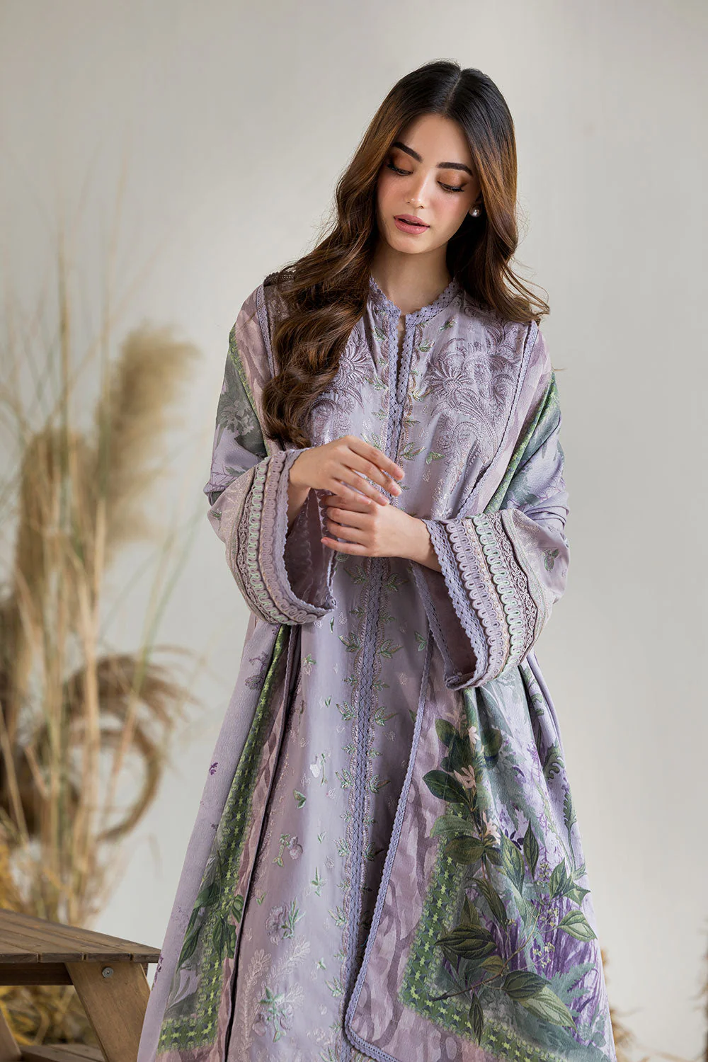 Design 7B Winter Edit Vol.1 '25 Unstitched - Image 4