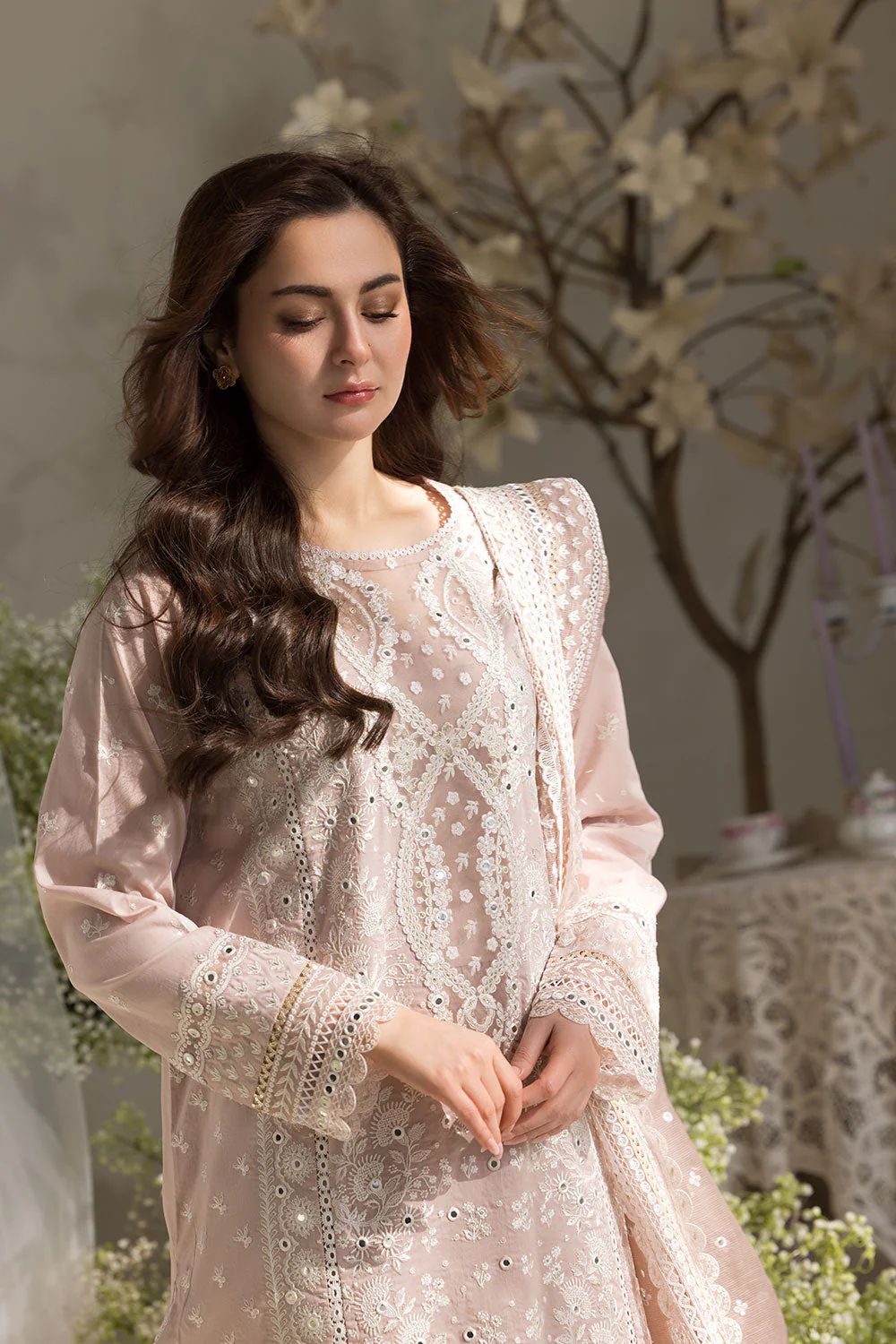 Design 9A Luxury Lawn 2025 Unstitched - Image 6