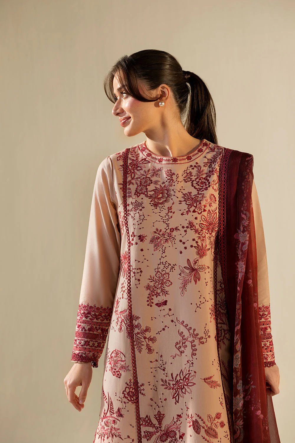 Design 9A Vital 2026 Unstitched - Image 12