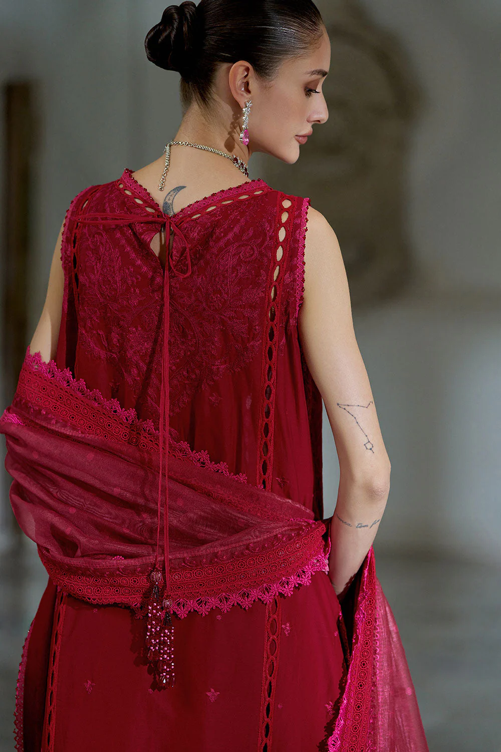 Design 9B Luxury Lawn Eid Edition 2026 Unstitched - Image 17